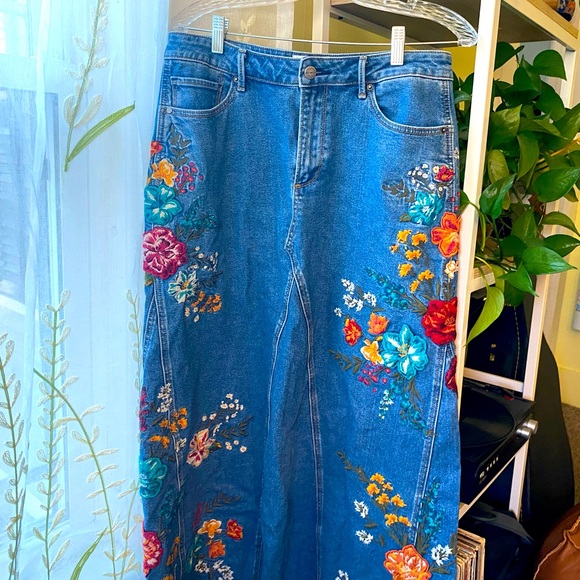 Free People | Floral Embroidered Denim Skirt - Picture 2 of 9